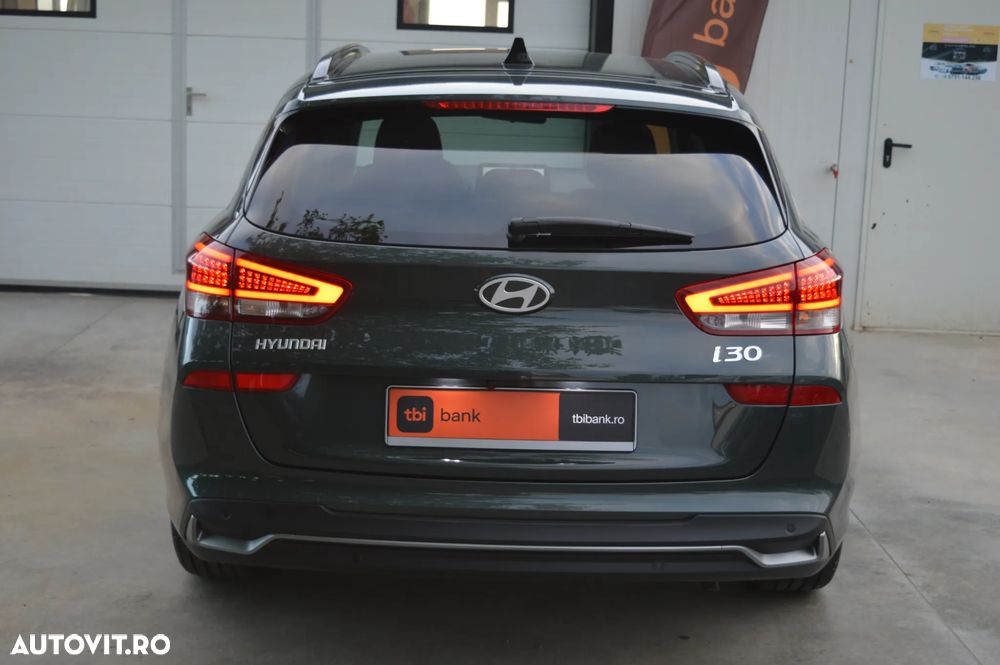 Hyundai i30 1.5 96CP M/T Highway - 34