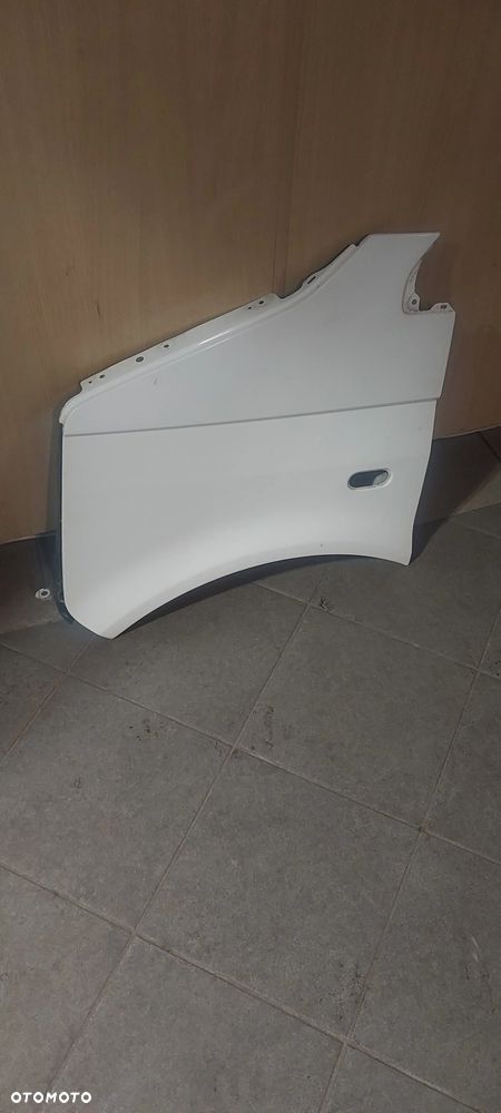 Błotnik lewy vw t5 lift biały LB9A - 1