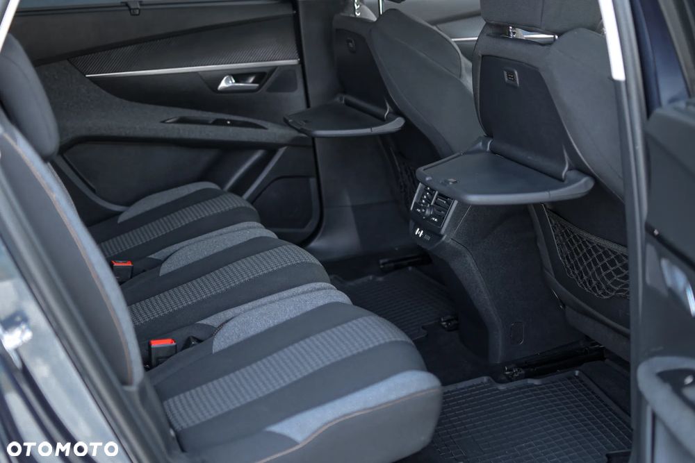 Peugeot 5008 1.6 BlueHDI Allure S&S - 16