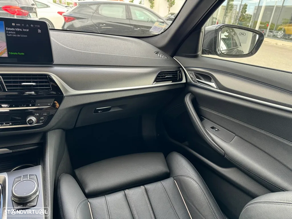BMW 520 e Pack M - 15