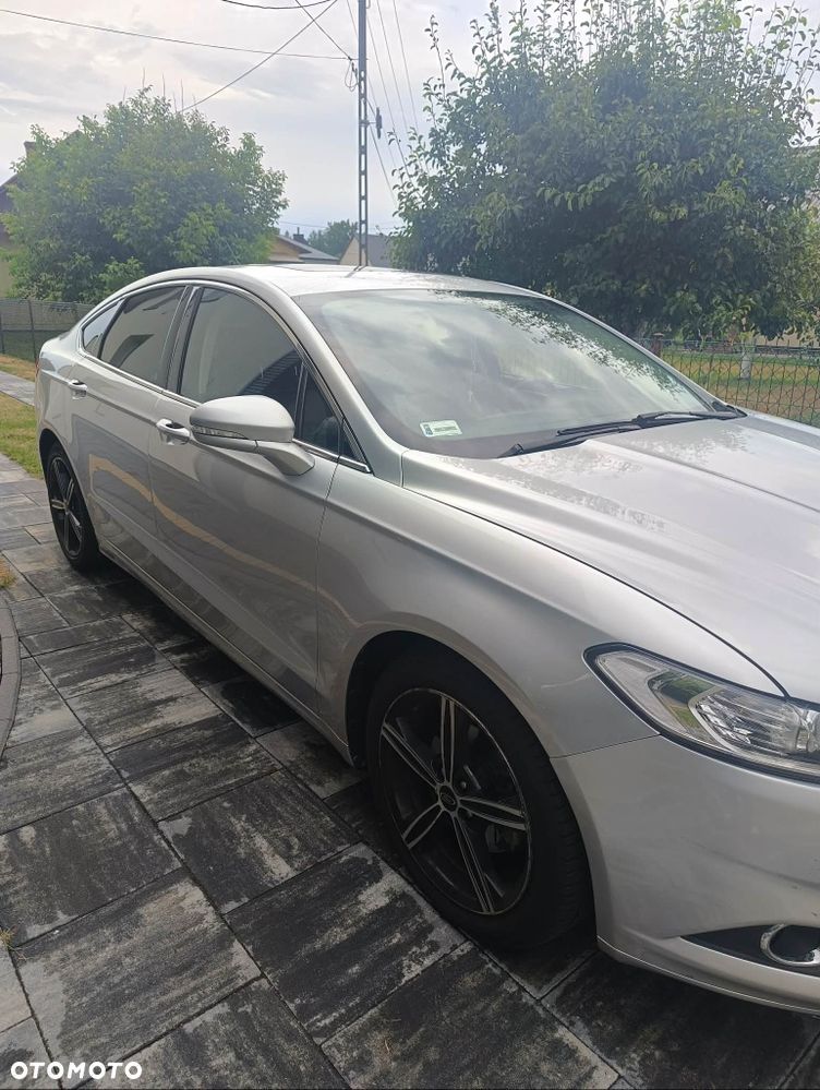 Ford Fusion - 8