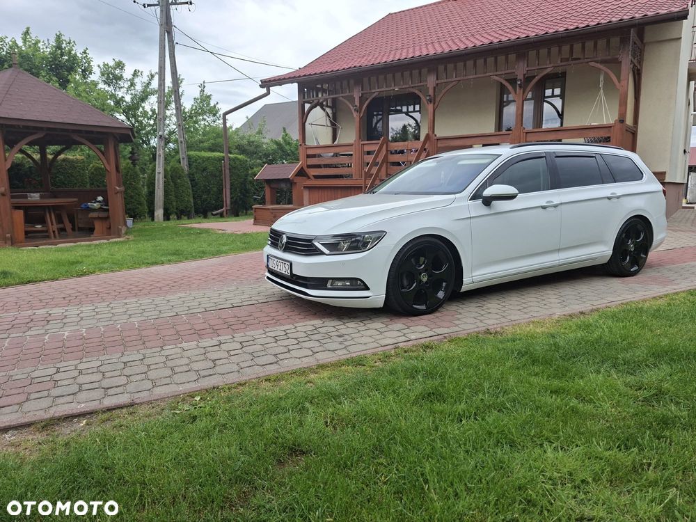 Volkswagen Passat - 2