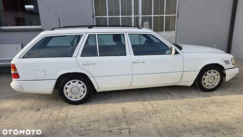 Mercedes-Benz W124 (1984-1993) - 13