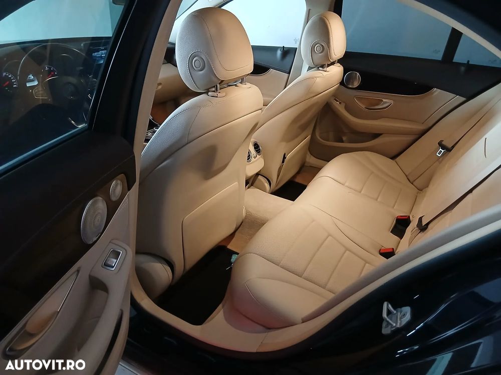 Mercedes-Benz C 250 (BlueTEC) d 4Matic 7G-TRONIC - 16