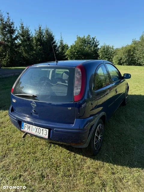 Opel Corsa - 1