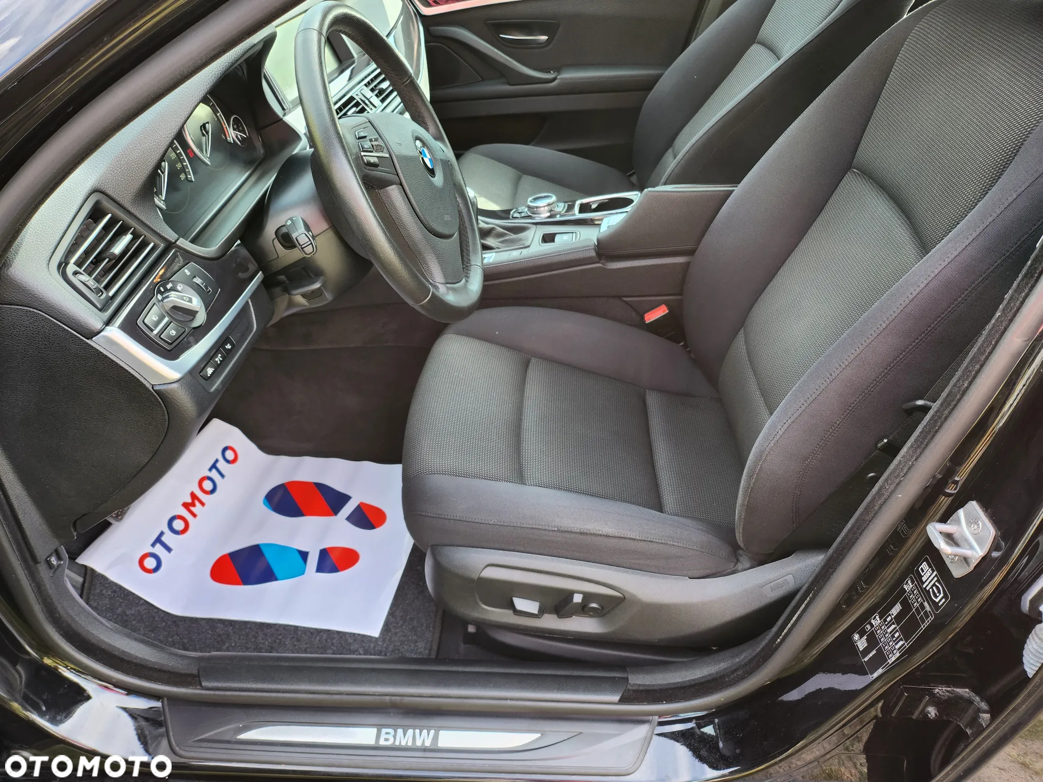 BMW Seria 5 520d Touring - 5