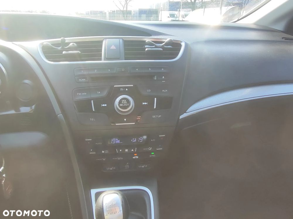 Honda Civic 1.4 i-VTEC Elegance - 18