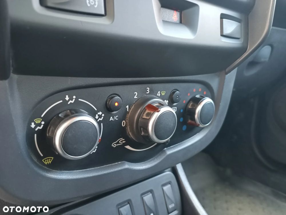 Dacia Duster 1.5 dCi Laureate 4x4 S&S EU6 - 20