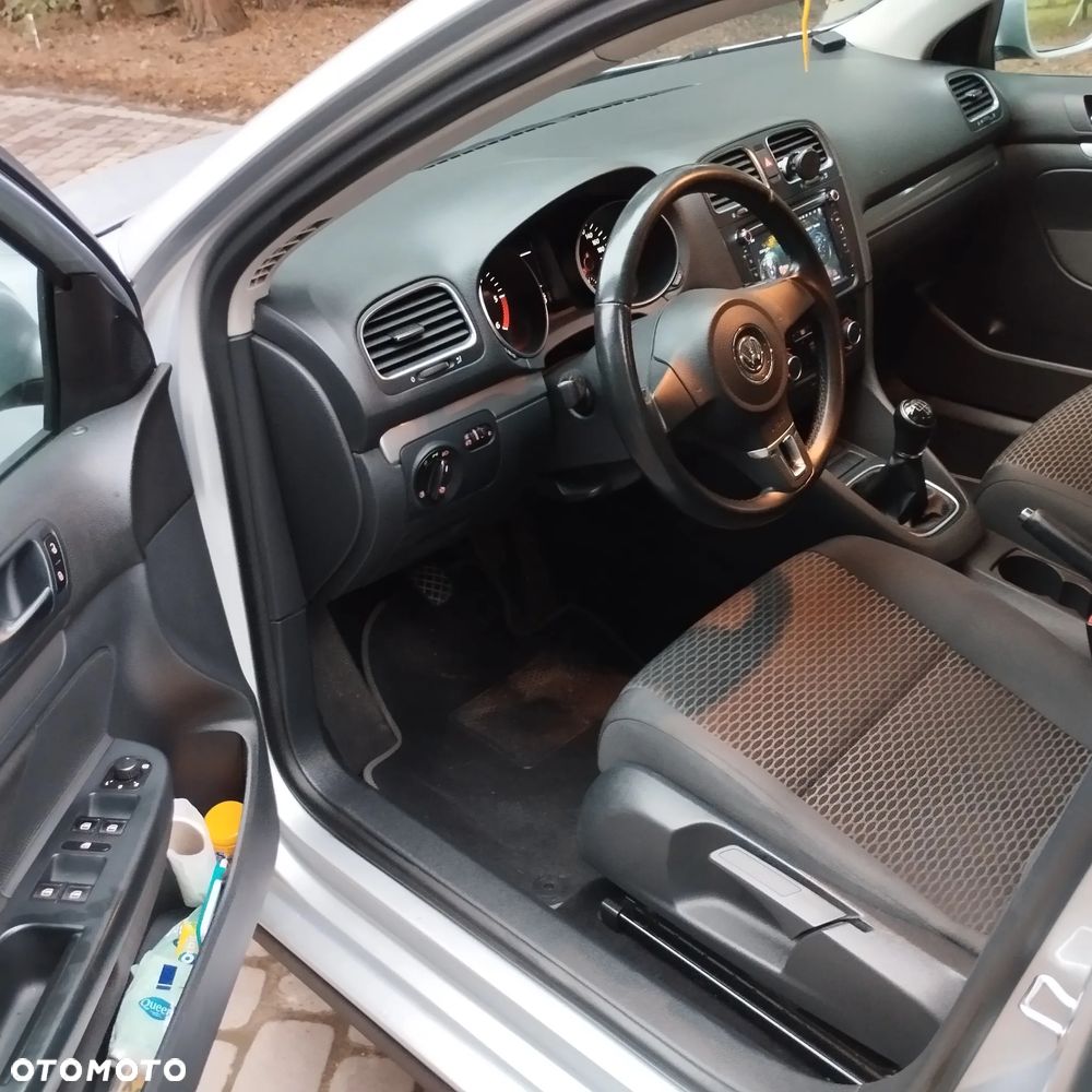 Volkswagen Golf VI 1.6 TDI Comfortline - 9