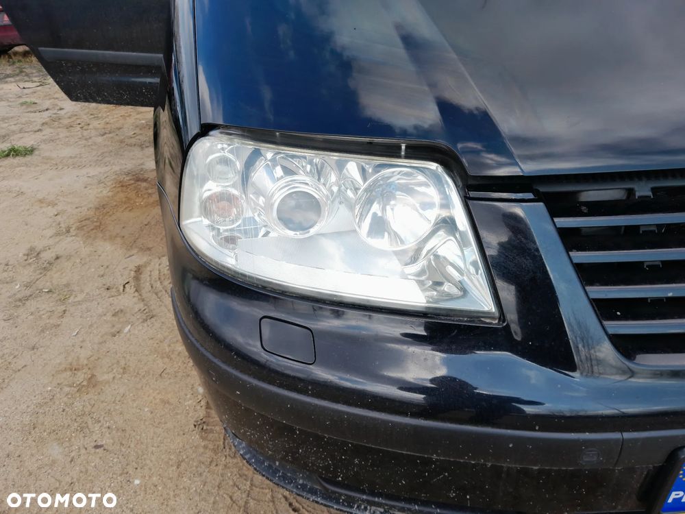 Lampa przednia prawa xenon VW Sharan I lift 00-10r. Europa - 1