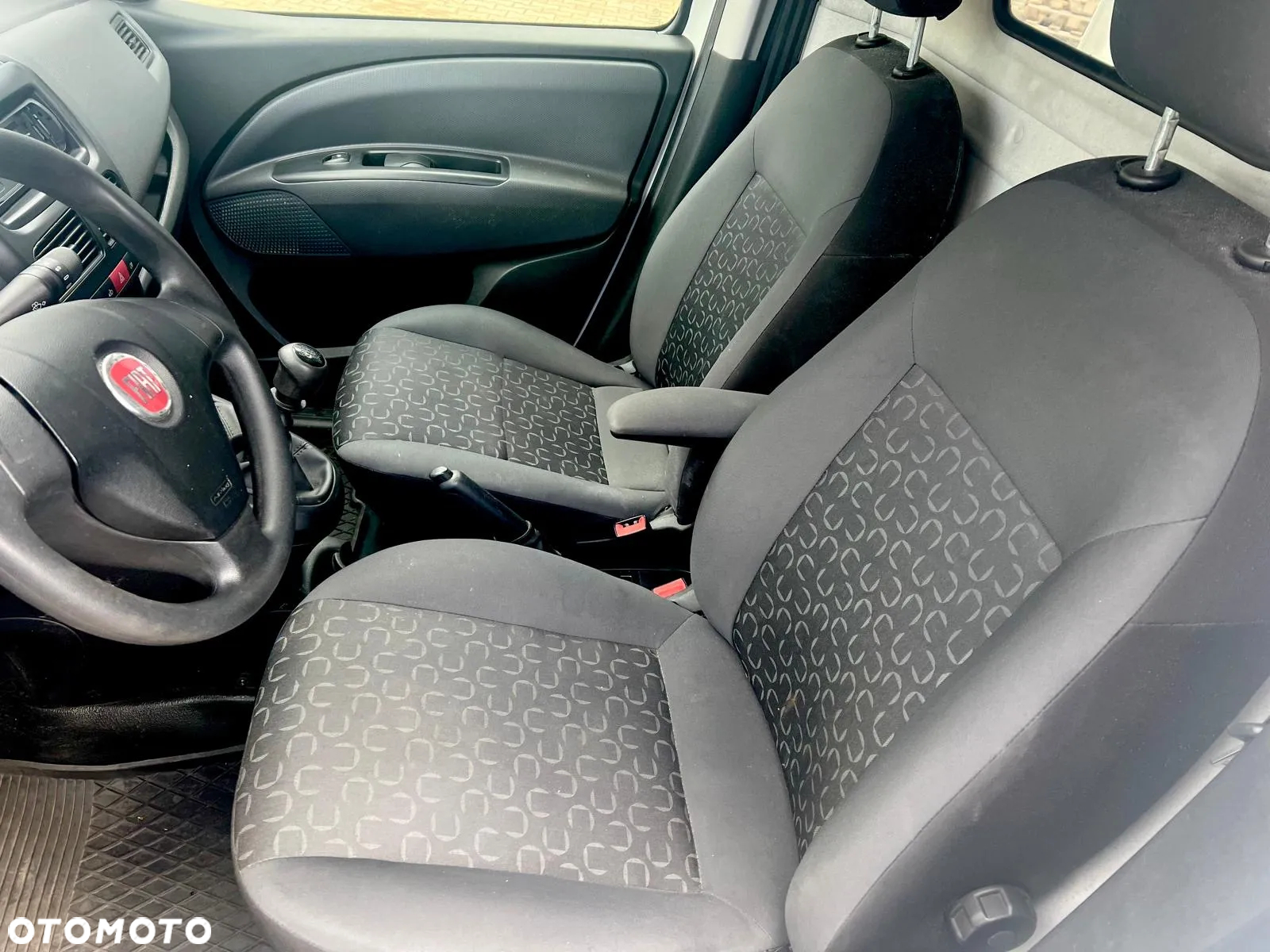 Fiat DOBLO - 10