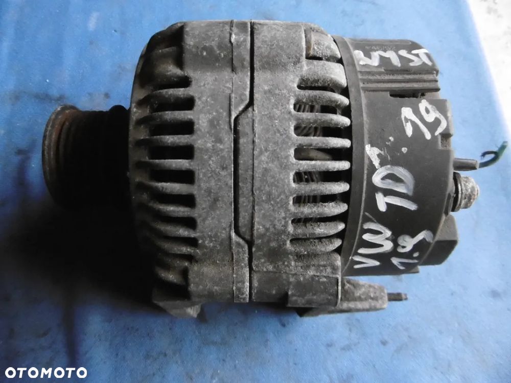 ALTERNATOR VW 1.9 TDI 028903025A - 1
