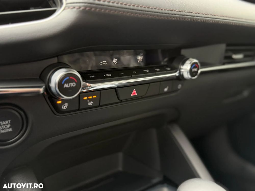 Mazda 3 e-SKYACTIV-X 186 M HYBRID Aut. CENTRE-LINE - 24