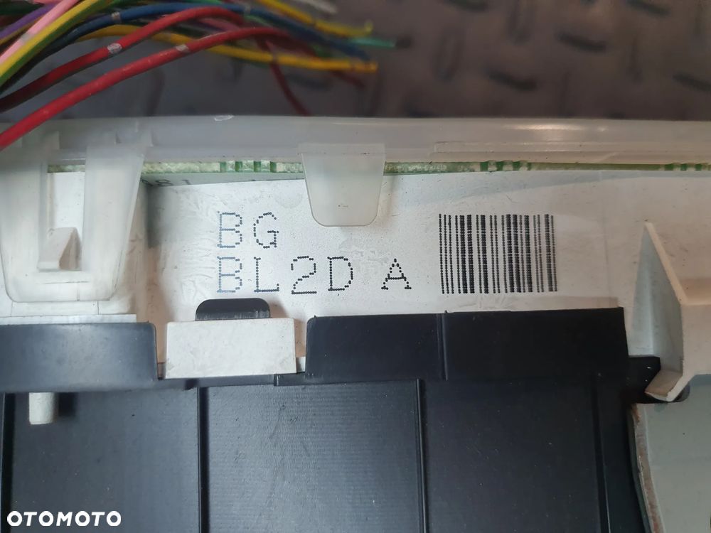 LICZNIK ZEGAR MAZDA 323F 1.6 BL2DA EUROPA - 2