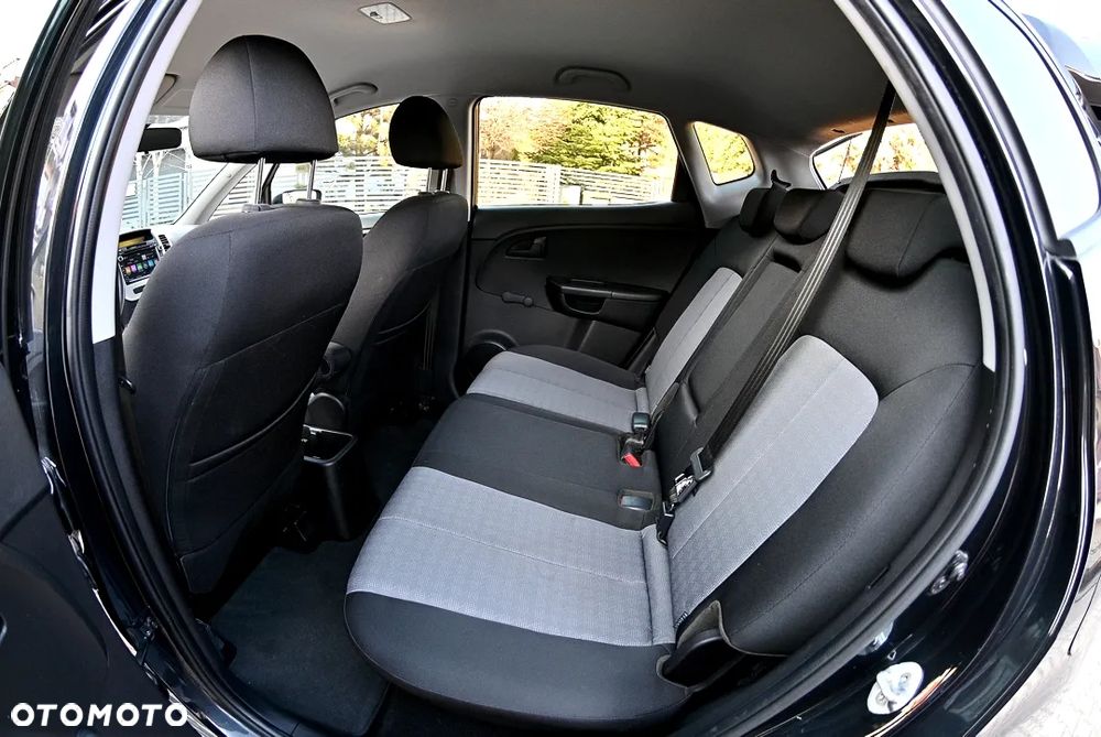 Kia Venga 1.4 CVVT Attract - 18