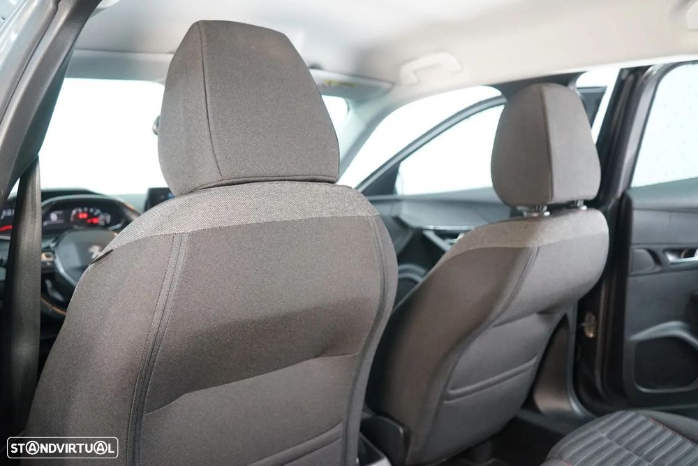 Peugeot 2008 1.2 PureTech Allure - 36