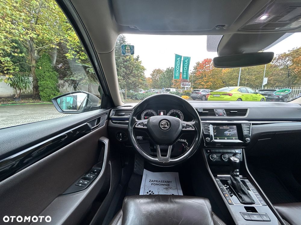 Skoda Superb 2.0 TDI L&K DSG - 20