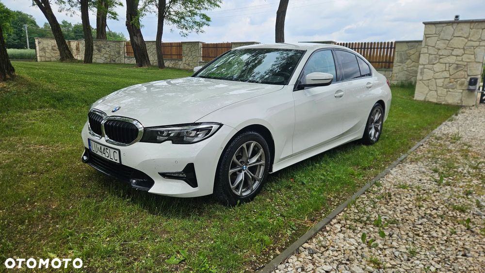 BMW Seria 3 318i