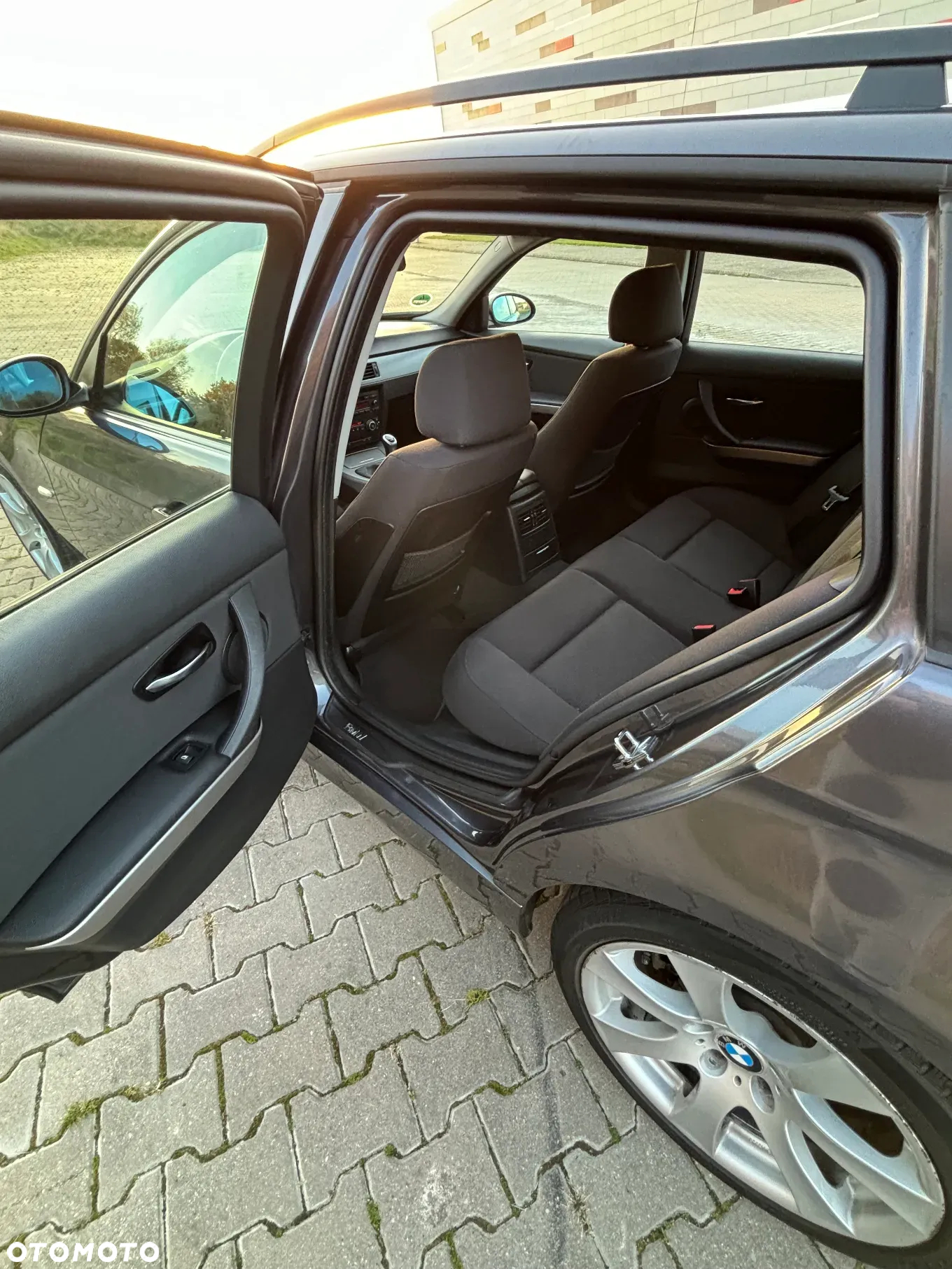 BMW Seria 3 318d - 12