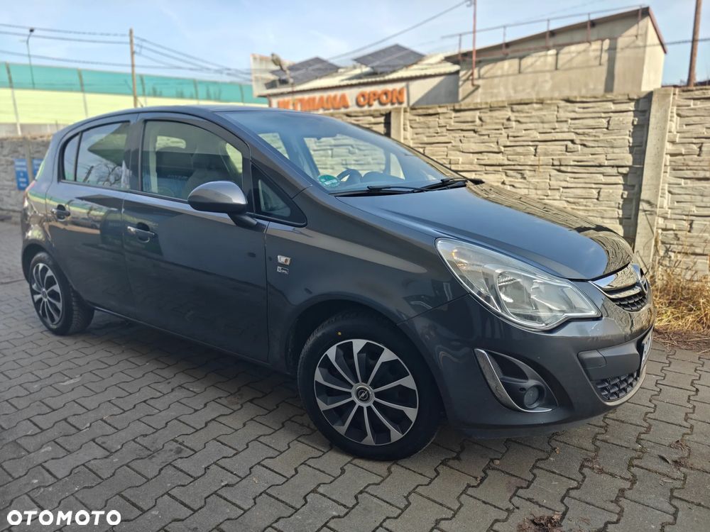 Opel Corsa 1.4 16V Innovation 110 Jahre - 12