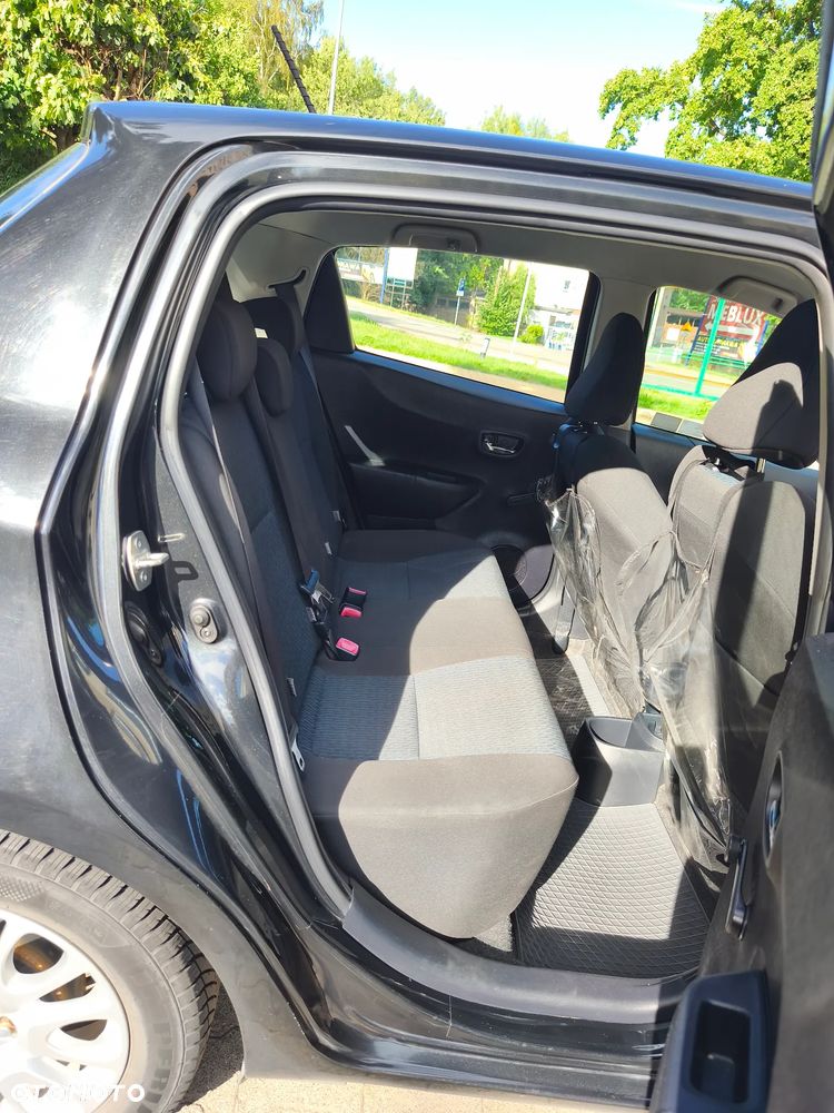 Toyota Yaris 1.0 Sol - 19