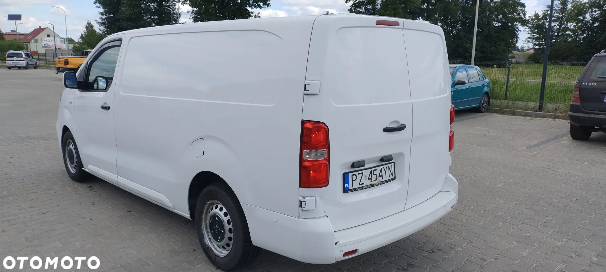 Peugeot Expert - 8