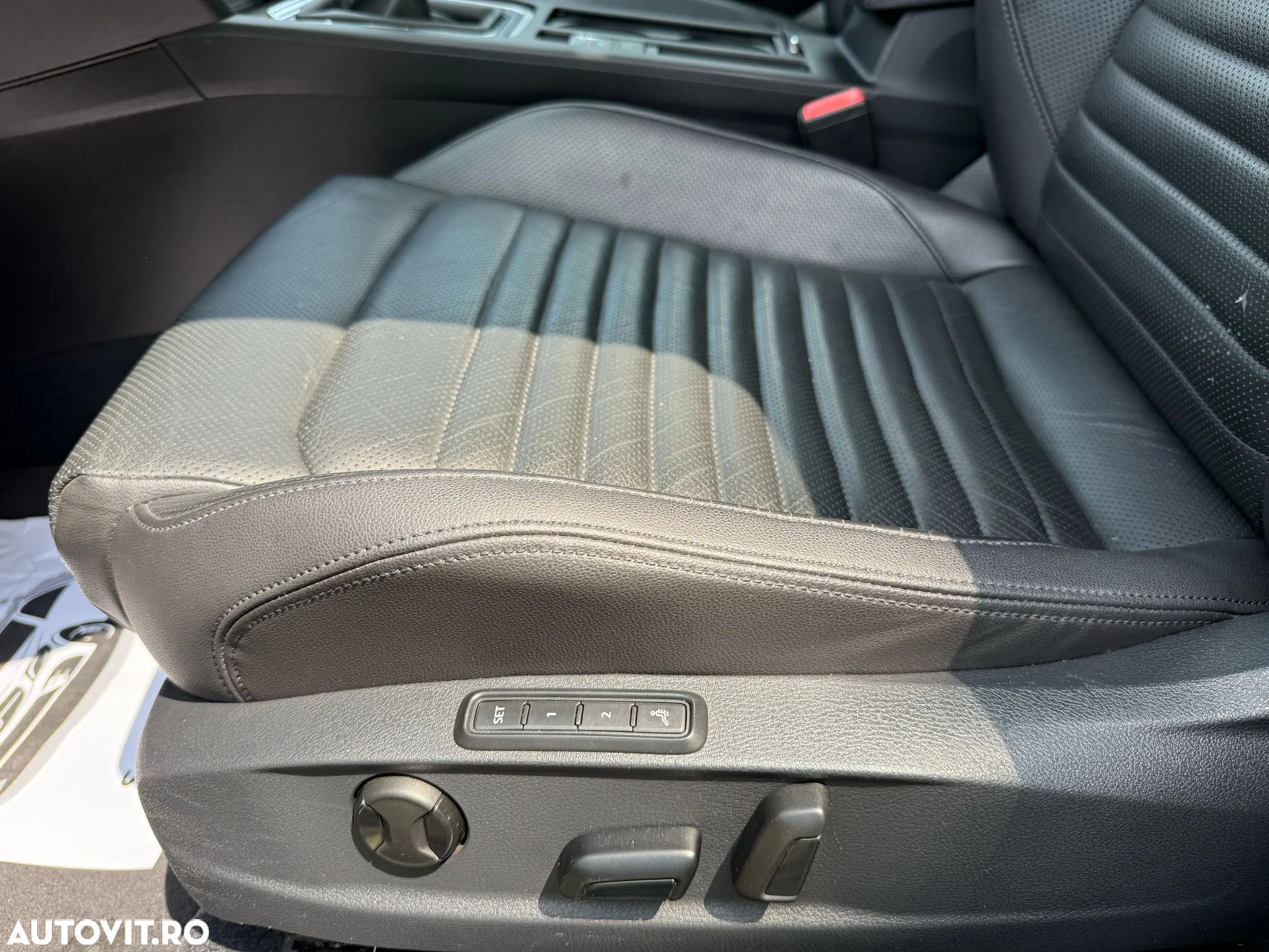 Volkswagen Passat 2.0 TDI Highline - 6