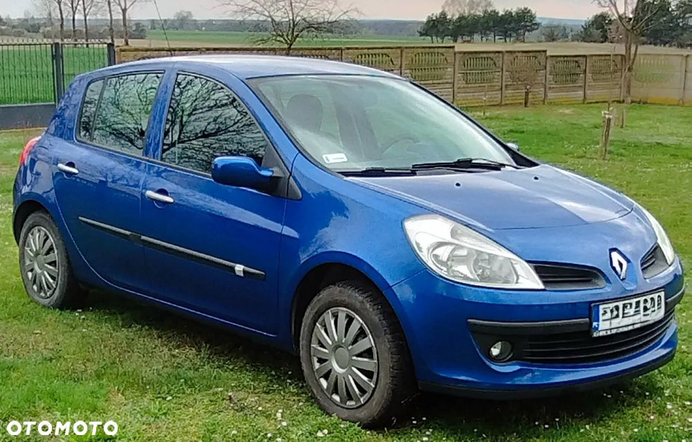 Renault Clio - 1