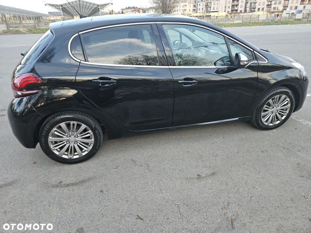 Peugeot 208 1.2 PureTech Allure S&S - 7