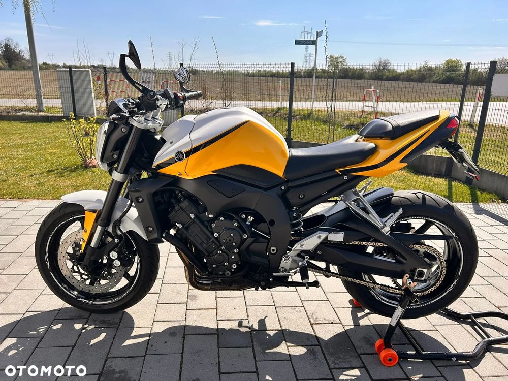 Yamaha FZ - 1