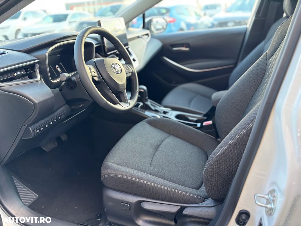 Toyota Corolla 1.8 HSD Business - 16