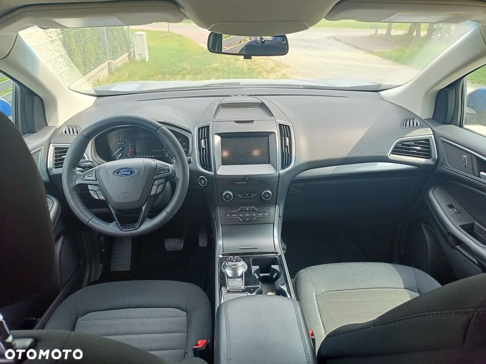 Ford Edge - 10