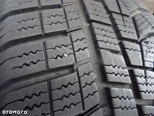 205/55/R17 91H HANKOOK WINTER I CEPT EVO 2 - 3