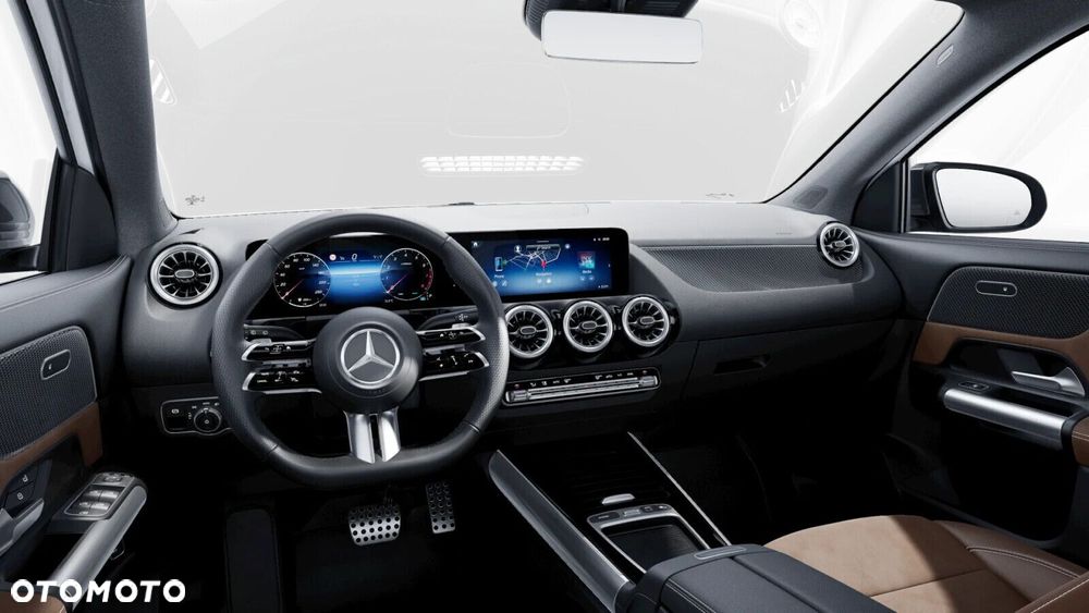 Mercedes-Benz GLA - 7