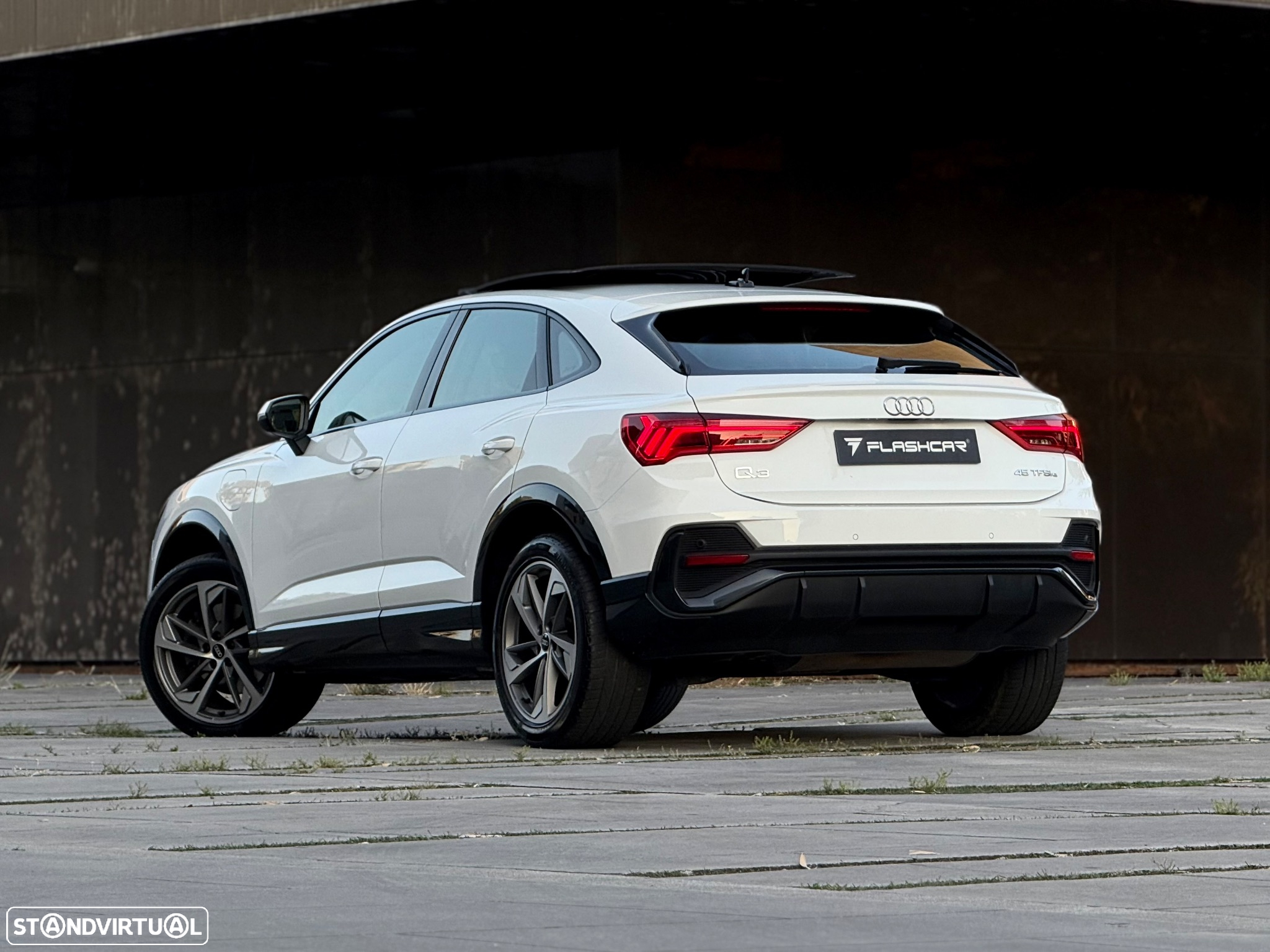 Audi Q3 Sportback 45 TFSIe S line S tronic - 9