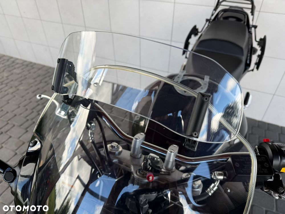 Suzuki GSX - 17