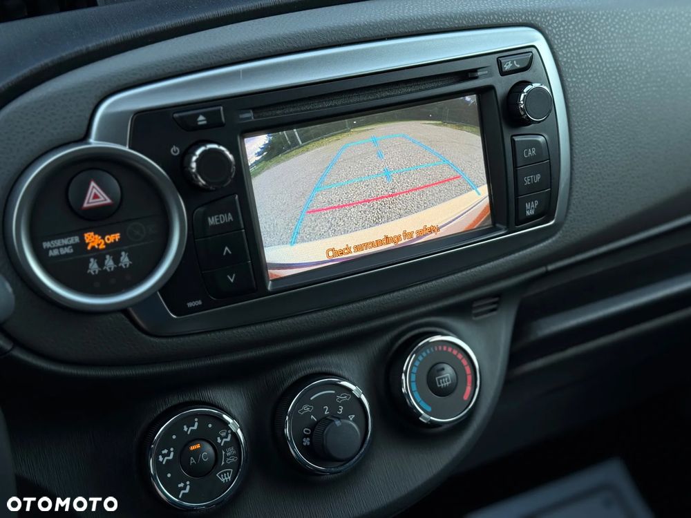 Toyota Yaris 1.33 Luna - 24