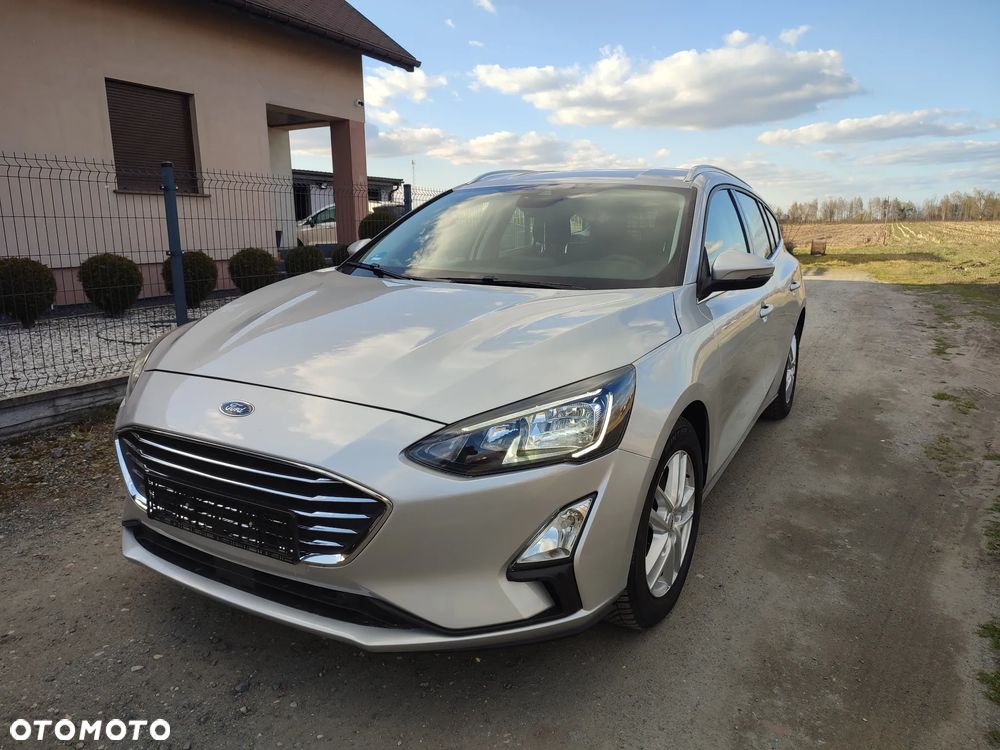 Ford Focus 1.5 EcoBlue STart-Stopp-System TITANIUM - 2