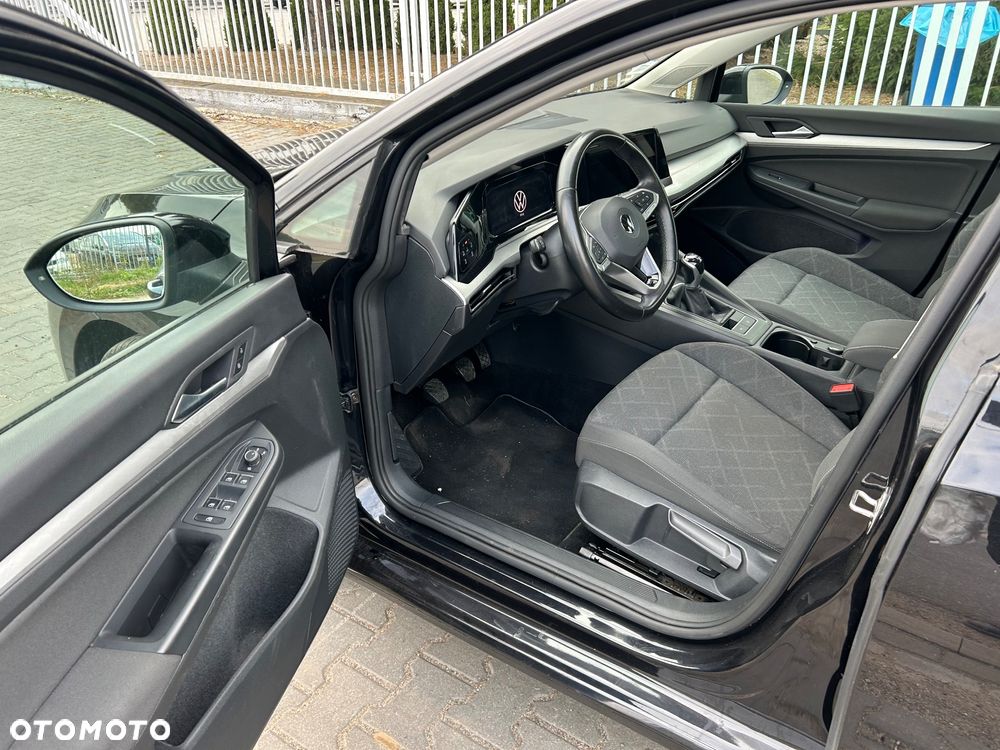 Volkswagen Golf - 12