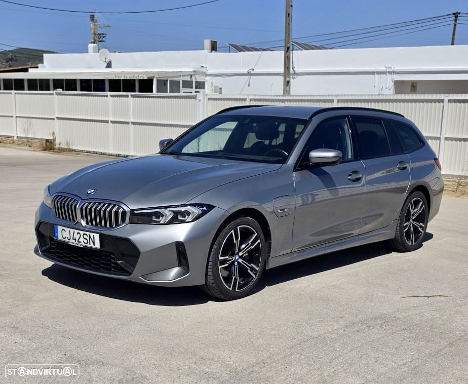 BMW 320 e Aut. M Sport — fotografia 2