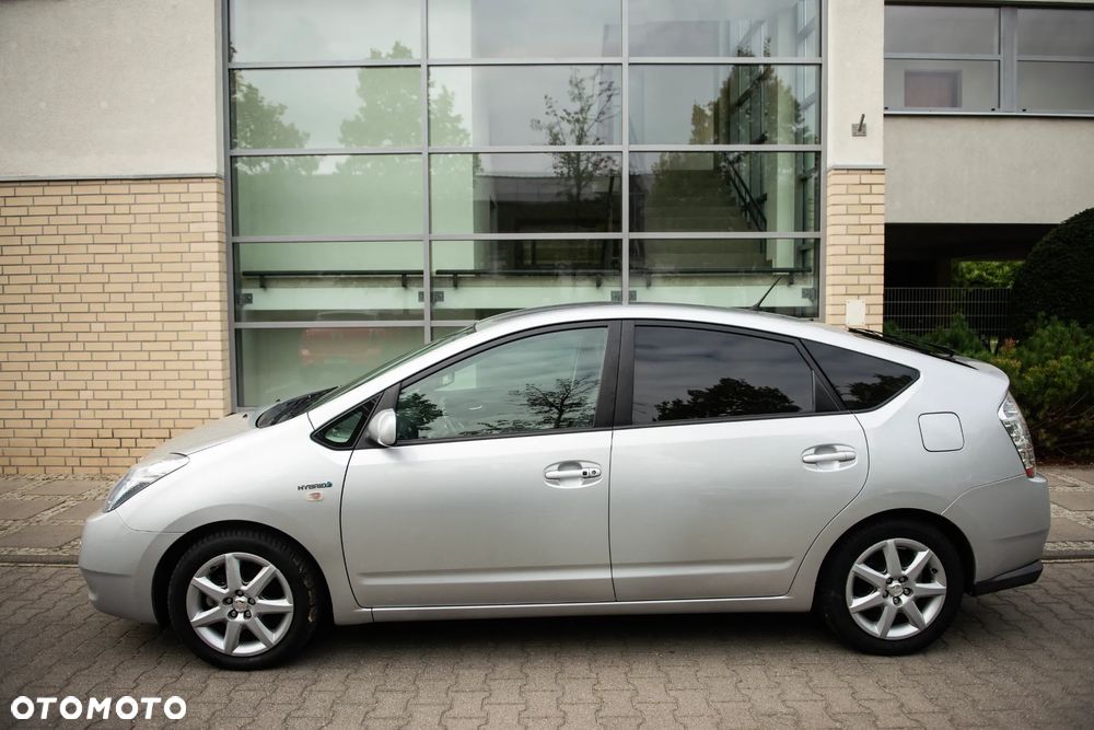 Toyota Prius 1.5 VVT-i Prestige - 3