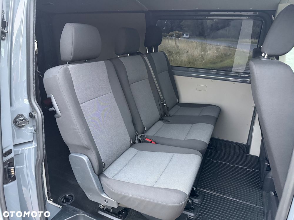 Volkswagen Transporter - 15