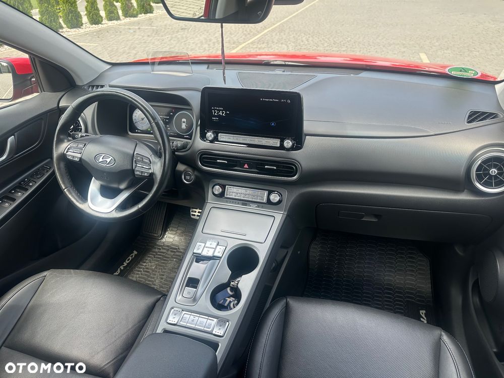 Hyundai Kona 65kWh Executive Plus - 7