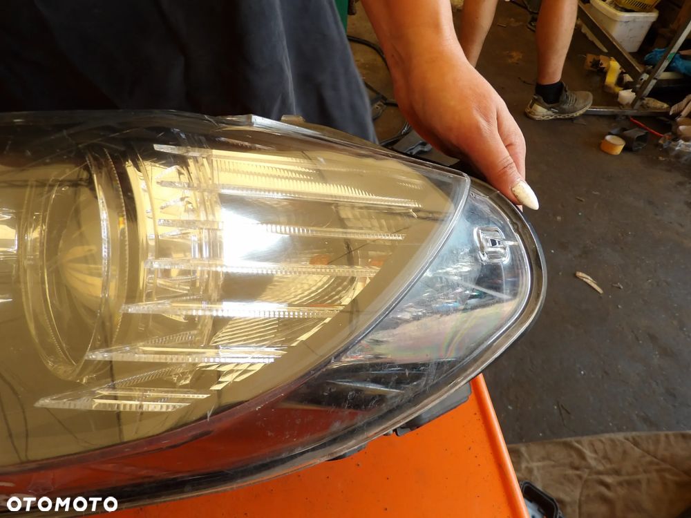 BMW - E71,X6 - XENON - URWANE UCHO - LEWA LAMPA PRZEDNIA - EUROPA - 7271361 - 2