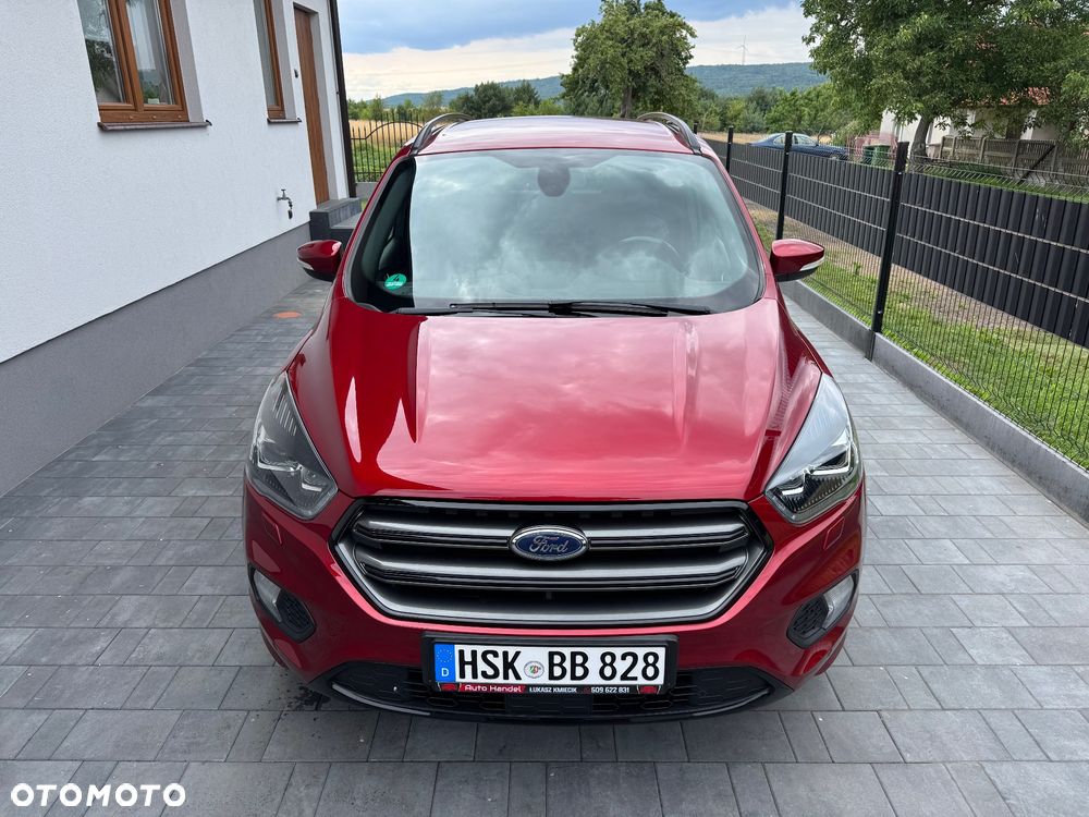 Ford Kuga 1.5 EcoBoost 2x4 ST-Line - 2