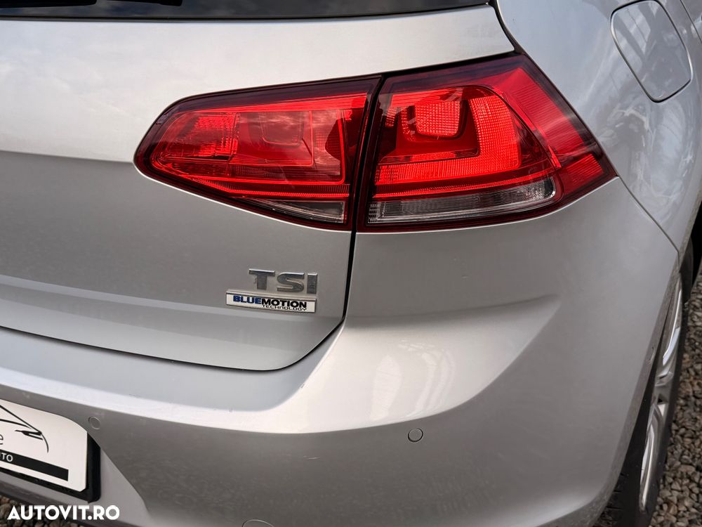 Volkswagen Golf 1.2 TSI BlueMotion Technology Comfortline - 17