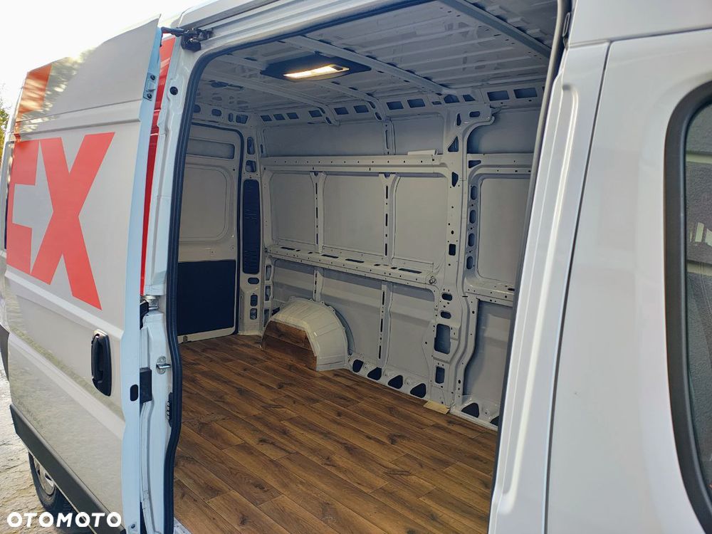 Toyota Proace Max Electric - 8