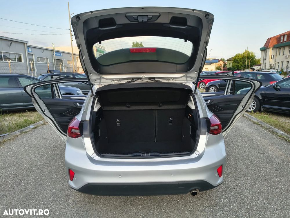 Ford Focus 1.0 EcoBoost MHEV Titanium - 9
