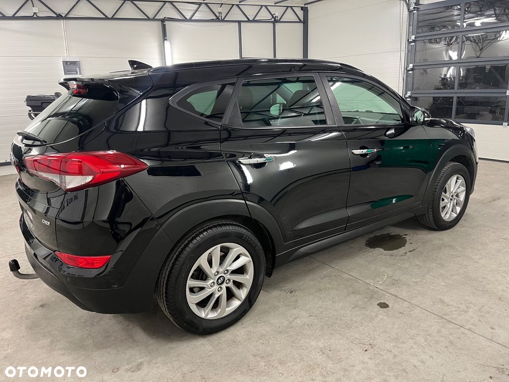 Hyundai Tucson blue 1.7 CRDi 2WD Intro Edition - 10