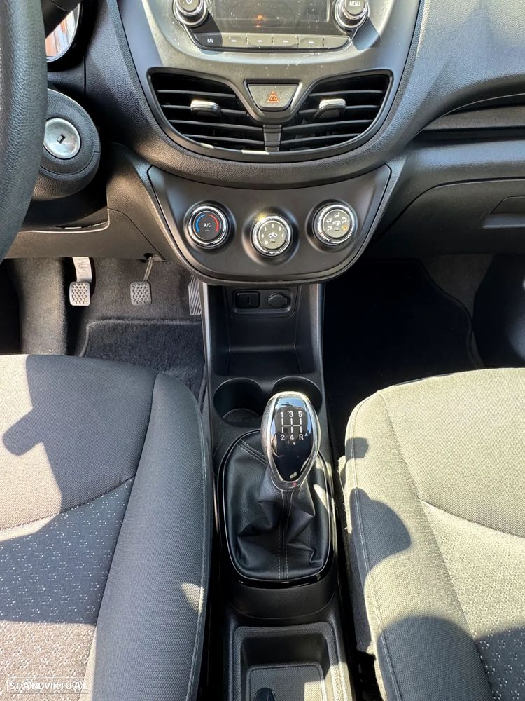 Opel Karl 1.0 - 10